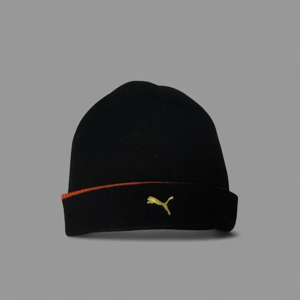 Puma Black Beanie with embroidered Logo